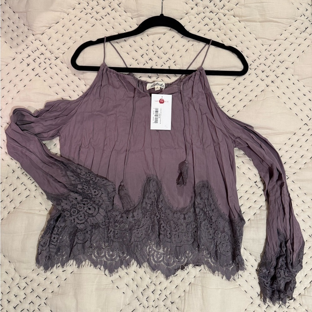 Listicle Cold Shoulder Lace Top with Bell Sleeve Sz S NWT